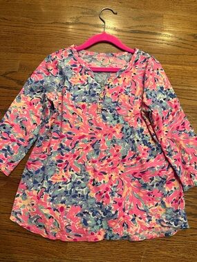 Lilly Pulitzer Girls' Pink & Blue Floral Henley Top sz 8/10